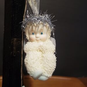 Dept 56 Snow Dream Little Angel Ornament 2011 w/ Original Box